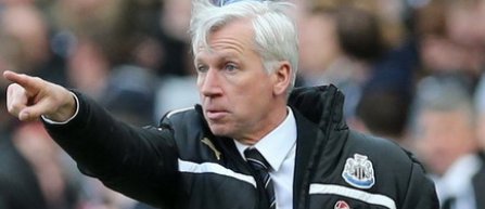 Alan Pardew, suspendat pentru sapte meciuri