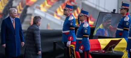 De la vestiar la eternitate: despărțirea de Lucescu