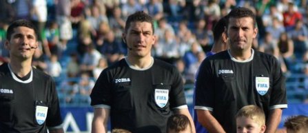 Istvan Kovacs va arbitra meciul CFR Cluj - ASA Targu-Mures, din returul semifinalelor Cupei Romaniei