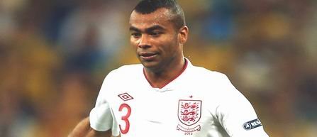 Ashley Cole rateaza meciul cu Moldova