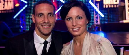 Rio Ferdinand a anuntat ca sotia sa a incetat din viata