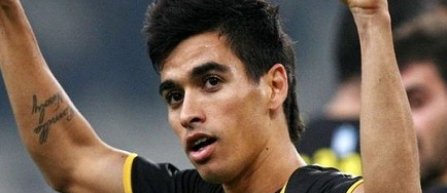Leonardo Rodriguez Pereira, de la AEK Atena, la Joenbuk Hyundai