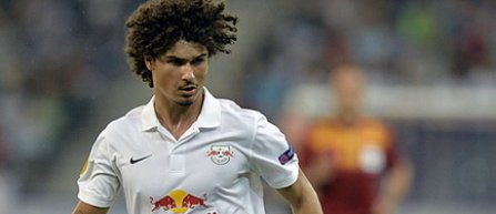 Bayer Leverkusen l-a achizitionat pe fundasul brazilian Andre Ramalho