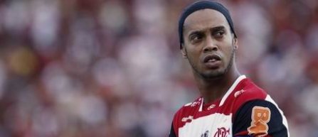 Ronaldinho ar putea pleca de la Flamengo din cauza restantelor salariale
