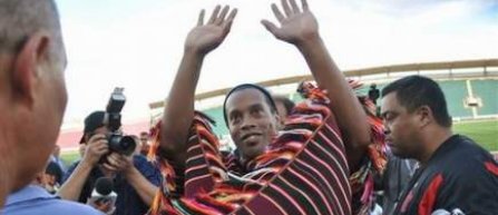 Ronaldinho, decorat de presedintele Boliviei