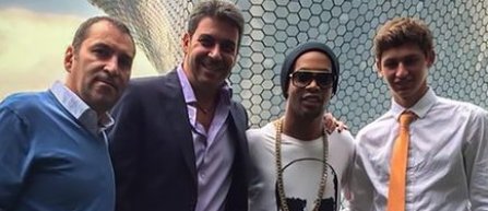 Ronaldinho a semnat cu Queretaro