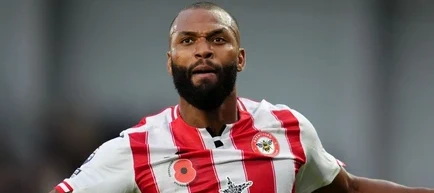 Manchester United a găsit atacantul dorit. Brentford cere 70 de milioane de lire