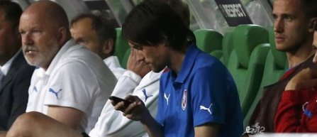 Euro 2012 - Rosicky, revenit in Polonia, dar nu se stie inca daca e apt de joc