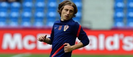 Andre Villas-Boas: Modric negociaza cu Real Madrid