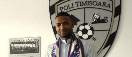 Atacantul Prince Rajcomar a semnat un contract cu ACS Poli Timisoara