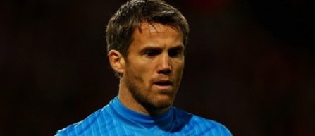 Portarul Mickael Landreau si-a reziliat contractul cu OSC Lille