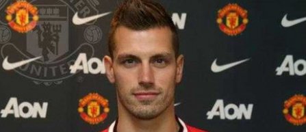 Morgan Schneiderlin a semnat pe patru sezoane cu Manchester United