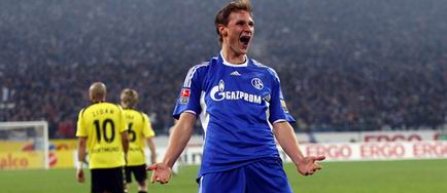 Benedikt Hoewedes a reluat alergarile, dar nu va juca impotriva Stelei