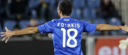 Euro 2012: Grecul Fotakis, accidentat la coapsa