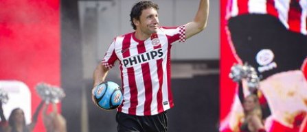 PSV ataca titlul in Olanda cu Advocaat si Van Bommel