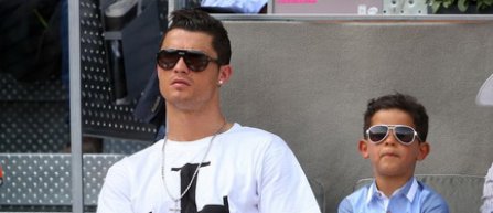 Cristiano Ronaldo cauta o mama surogat pentru a deveni din nou tata