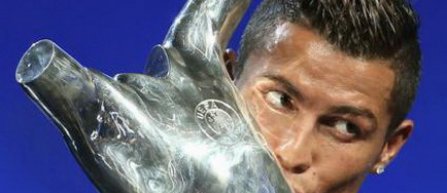 Cristiano Ronaldo, desemnat de UEFA cel mai bun jucator al sezonului trecut in Europa