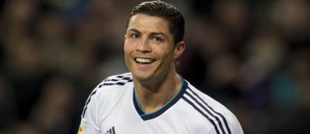 Cristiano Ronaldo isi va prelungi contractul cu Real Madrid