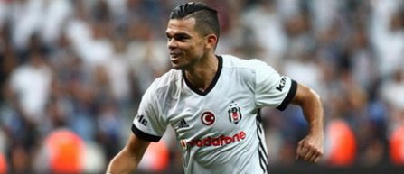 Pepe le-a dat angajaţilor clubului Beşiktaş o mare parte din primele din acest sezon