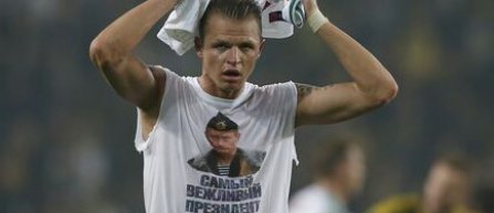 Tricou cu imaginea lui Vladimir Putin, afisat la Istanbul de un jucator rus