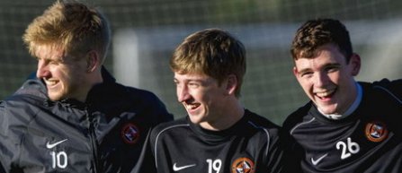 Trei tineri de la Dundee United i-au uimit pe specialistii in fotbal