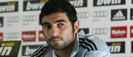 Fundasul Raul Albiol, indisponibil o luna