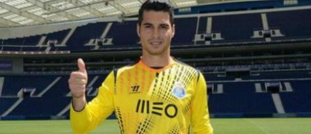 Andres Fernandez a semnat cu FC Porto