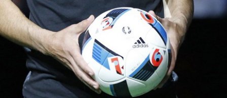 Zinedine Zidane a prezentat balonul oficial al Euro 2016, "Beau Jeu"