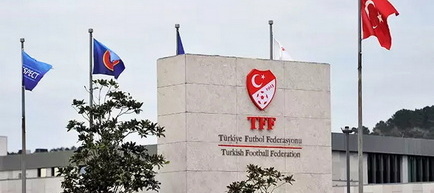 Beșiktaș, Fenerbahçe, Galatasaray și celelalte mari cluburi solicită schimbări la regula străinilor în Süper Lig