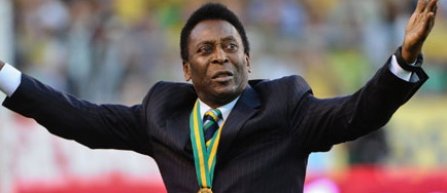 Legendarul Pele isi scoate la licitatie toate trofeele si medaliile
