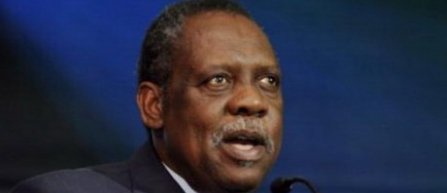 Issa Hayatou, vicepresedinte al FIFA, numit membru onorific al CIO