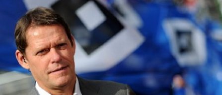 Hamburger SV a renuntat la serviciile directorului sportiv Frank Arnesen