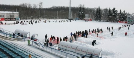 Aproape 200 de detinuti de la Penitenciarul Jilava deszapezesc baza sportiva de la Mogosoaia