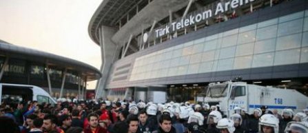 Derby-ul Galatasaray - Fenerbahce, amanat de teama unui posibil atentat terorist