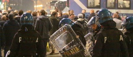 Sase raniti cu ocazia meciului Milan - Ajax