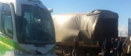 Autocarul in care se aflau jucatorii si staff-ul FC Vaslui, implicat intr-un accident rutier