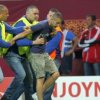 Doi spectatori au patruns pe teren la finala Europa League
