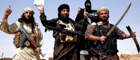 Un pusti irakian, fortat de membrii ISIS sa-s taie sigla clubului Real Madrid de pe tricou