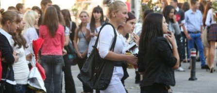 Elevii bucuresteni ar putea fi liberi pe 9 mai