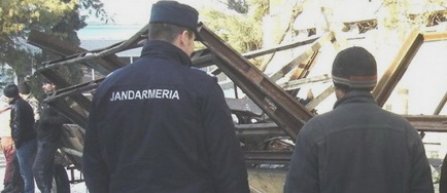 Stadionul "Municipal" Bacau ramas fara nocturna, dupa ce hotii au furat cablurile de cupru