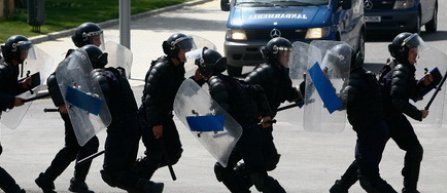 Peste 300 de jandarmi asigura ordinea publica la meciul Dinamo - Petrolul