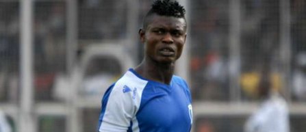 Fotbalistul nigerian Izu Joseph a murit, fiind impuscat intr-o piata din orasul sau natal