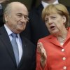 Angela Merkel a felicitat echipa Germaniei, la vestiare, dupa succesul cu Portugalia
