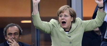Euro 2012: Angela Merkel crede ca Germania a facut "un meci formidabil" in fata Greciei