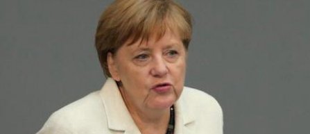 Angela Merkel nu va asista la meciul Franta - Germania
