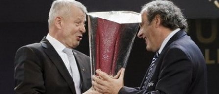 Primarul Sorin Oprescu si oficialii FRF urmaresc pe National Arena semifinalele Europa League