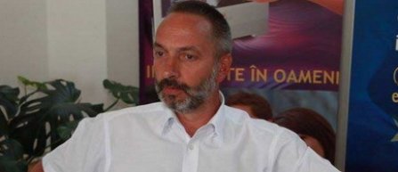 DNA: Viceprimarul din Alba-Iulia, directorul SC Fotbal Unirea si trei membri ai CD al clubului, deferiti justitiei