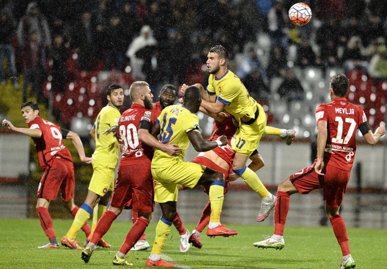 Poze Dinamo București - Fotbal Club FCSB