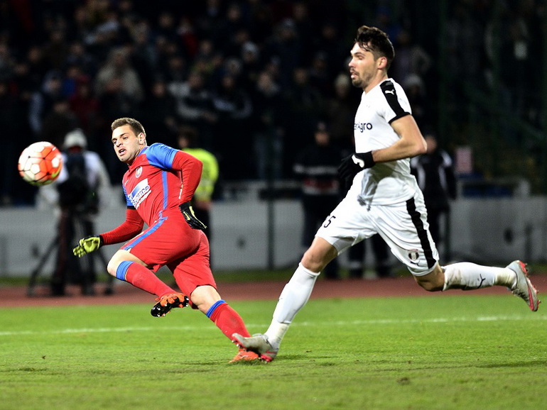 Poze Fotbal Club FCSB - Astra Giurgiu