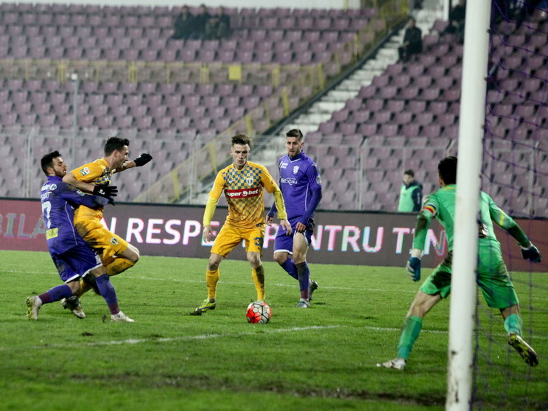 Poze ACS Poli Timișoara - Petrolul Ploiești